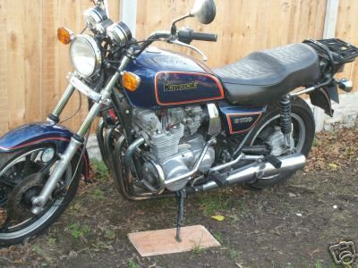 z1100