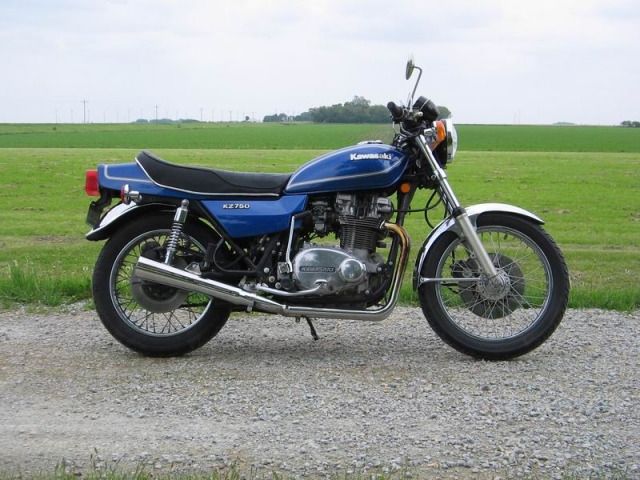 restored kz750 twin