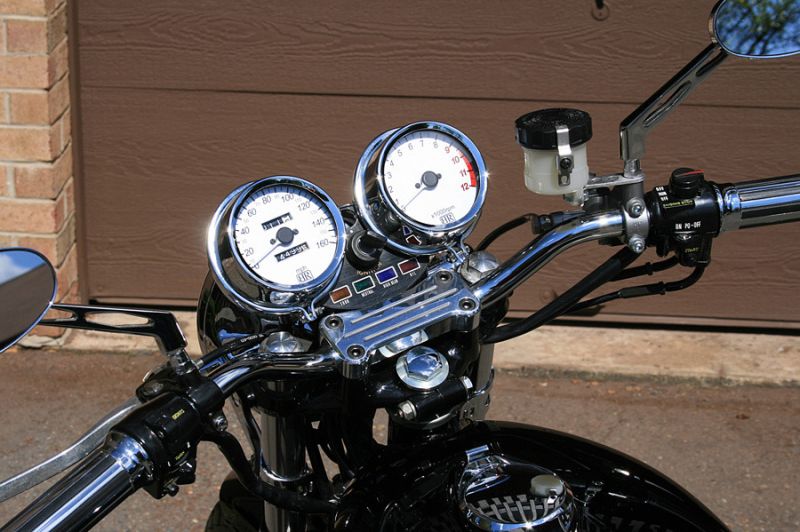 1975 z1 kawasaki gauges